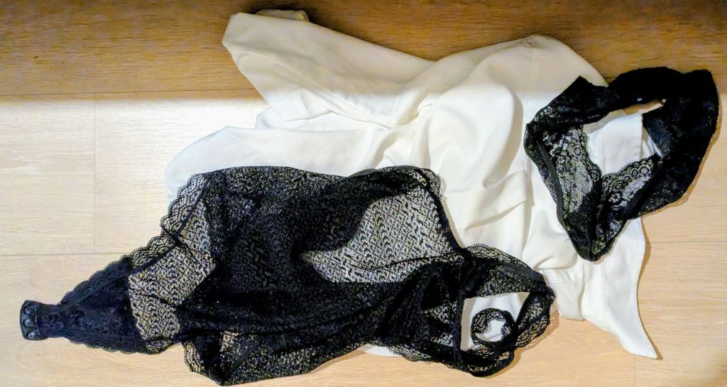 pxl_20251024_172800735~29035279288985213209.